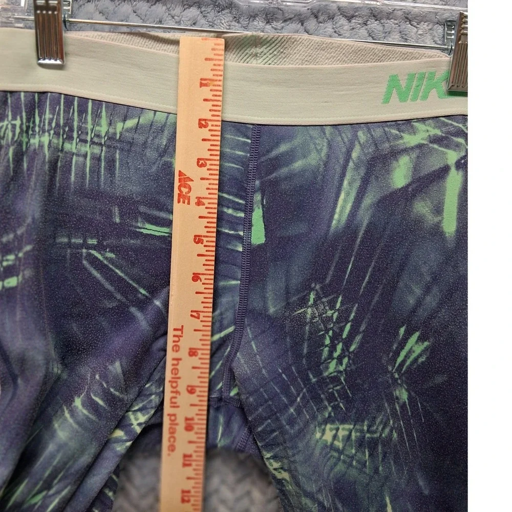 Nike Pro Dri-FIT Leggings Womens Medium Purple Green Palm Print 835620 Yoga Gym
